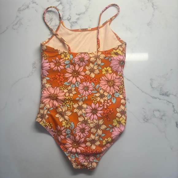 Cat & Jack girls M (7/8) one-piece swimsuit - Picture 2 of 4